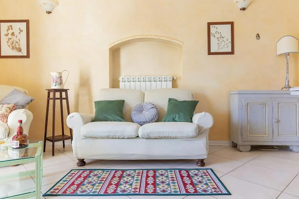 Il Rosmarino, Sweet And Cozy Stay In Pietrasanta Italy