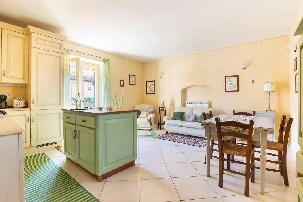 Il Rosmarino, Sweet And Cozy Stay In Pietrasanta Italy