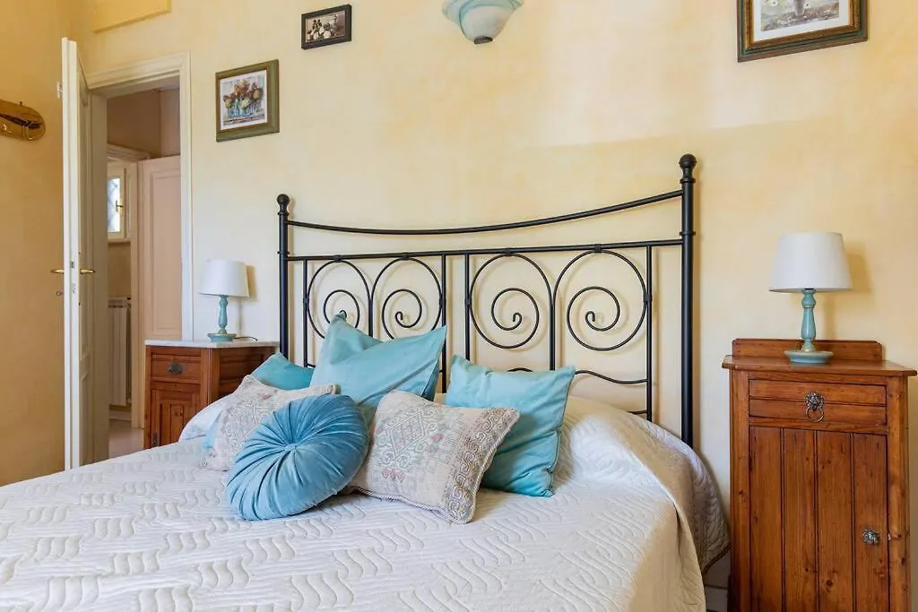 Il Rosmarino, Sweet And Cozy Stay In Pietrasanta 0*,  Italy